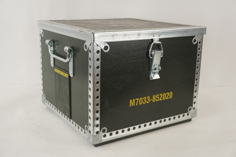 Militär transportlåda M7033-852020. B87