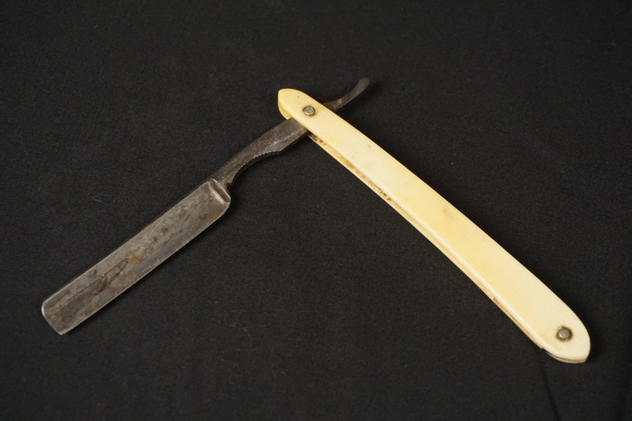 Vintage Rakkniv Eskilstuna. A33/