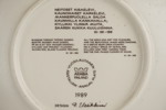 1989 Raija Uosikkinen Arabia Finland vägtallrik. G8/