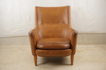 Läderfåtölj brun. B126