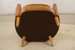 Läderfåtölj brun. B126