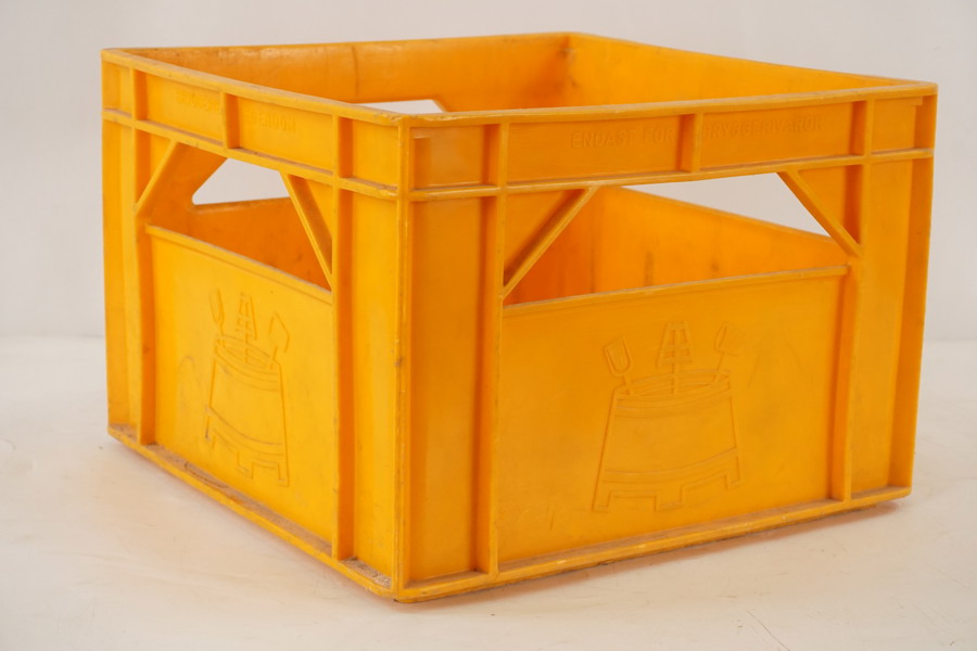 Bryggerilåda i plast orange. B42/