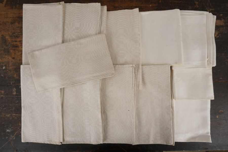 12st Dukar i linne. A47