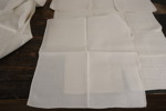 Bordsduk & servetter i linne. A55