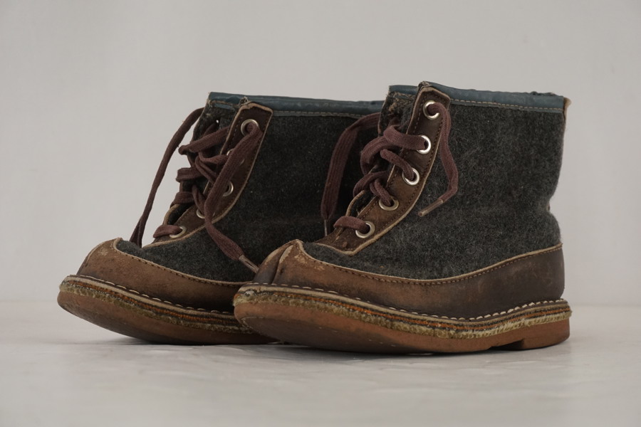 Vintage barnvinterskor. A56