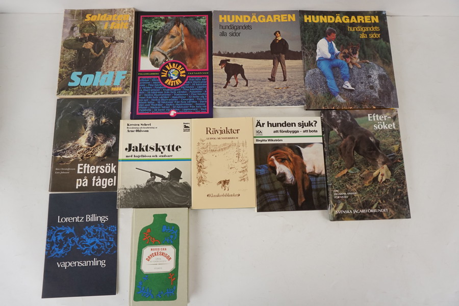 Böcker Hundägaren mm. A211/