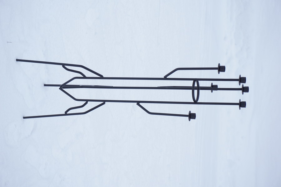 Golvljusstake i smide. B193