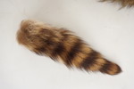 Pälsskinnsbitar, rävsvansar mm. BC210