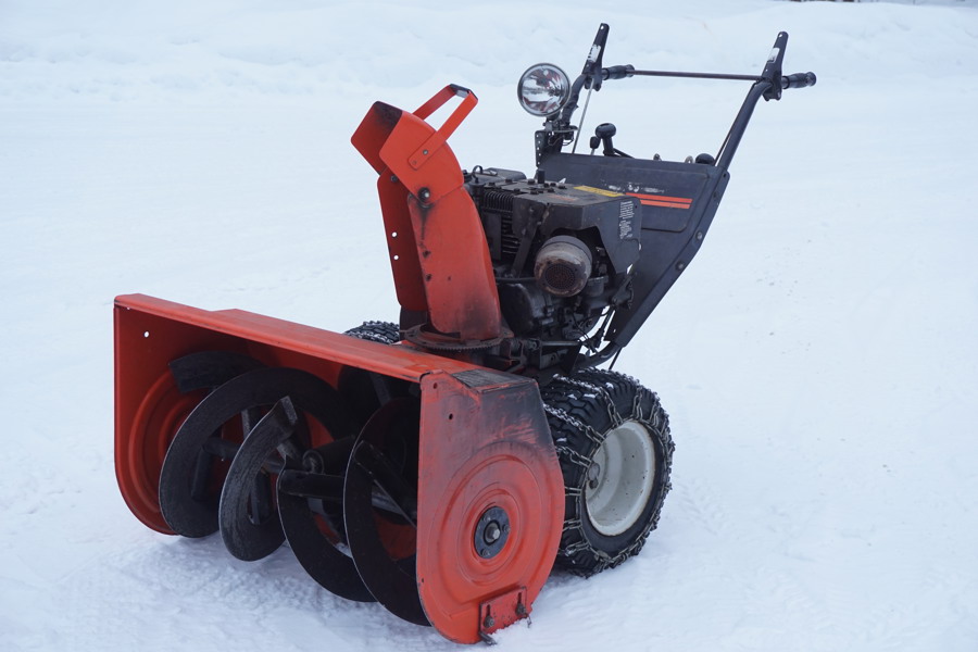 Ariens ST1032. B250
