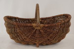 Svampkorg i pilträ. A133