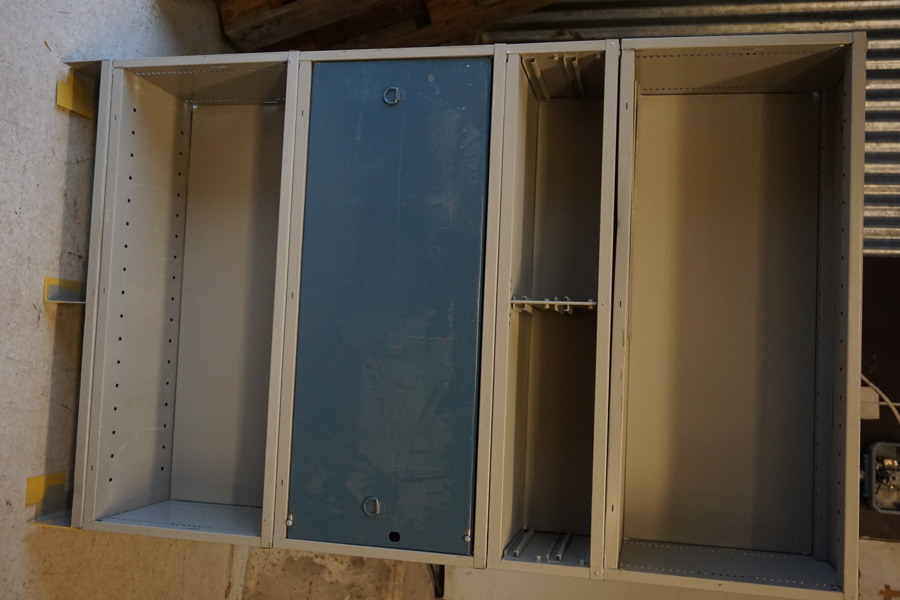 Modulära militära lådor. B114/12