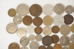 Utländska, svenska och gamla mynt. A33/