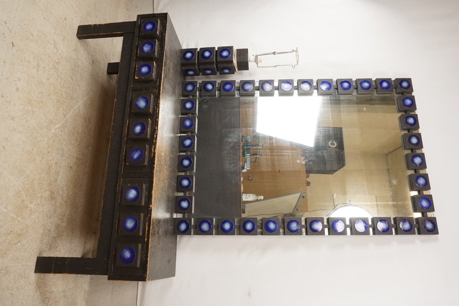 Ewa Wrangler & Lars-Göran Nilsson G&T Hallmöbel. B145/