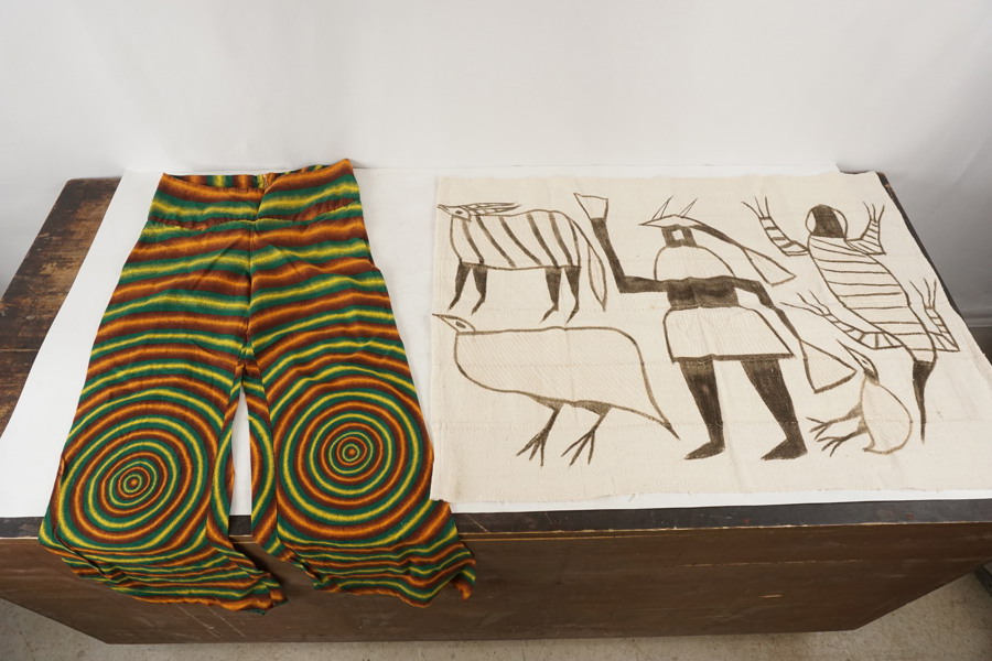 Byxor i afrikanskt etniskt tyg. A9