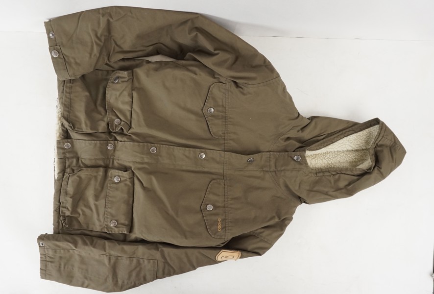 Dam Fjällräven jacka  XS. BC84