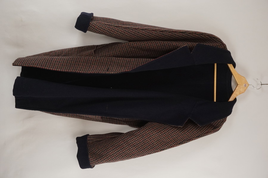 Tvåfärgad vändbar jacka. BC112