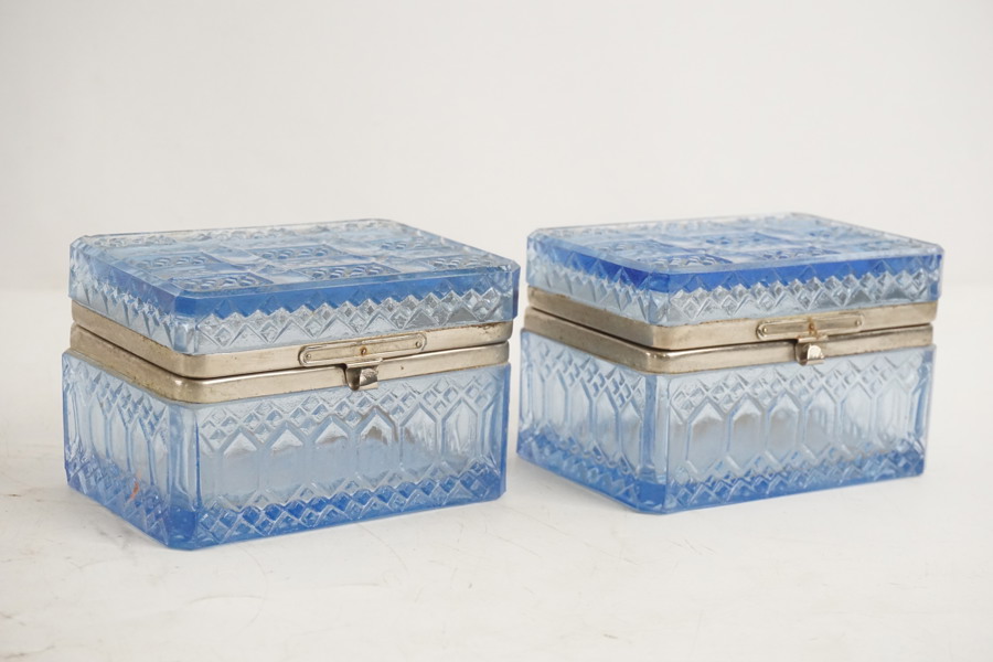 2st Vintage Glasskrin blå. G26