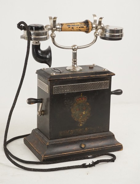 Antik bordstelefon. C20