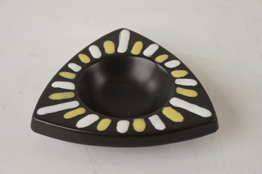 TRIO skål/askfat Upsala Ekeby, svart. G37