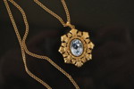 Halsband med hänge i guld 750 -18kt. 9g A155