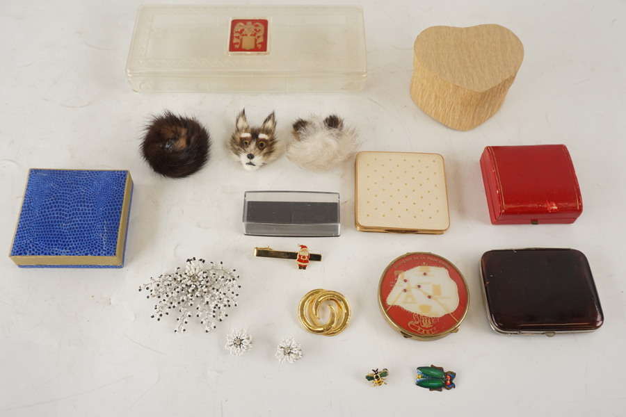 Vintage Puderdosor mm. A170 