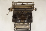 Royal  Skrivmaskin. M24 