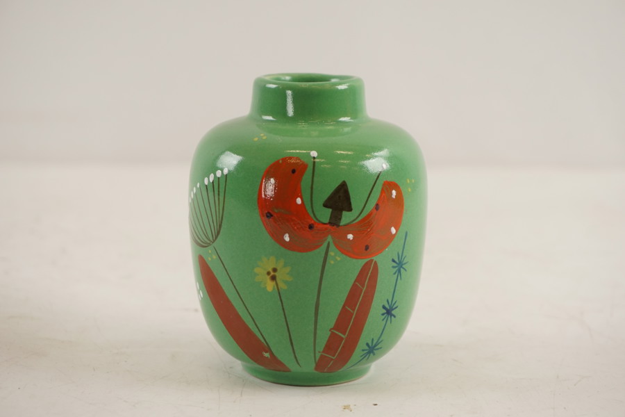 Gustavsberg Polka handmålad vas, grön. G78