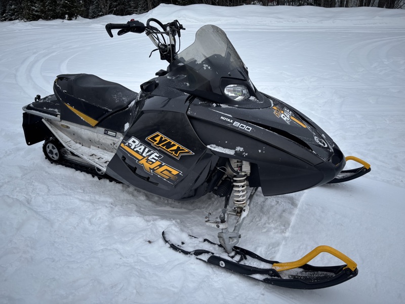 LYNX RAVE RC 800 -06 Snöskoter repobjekt 