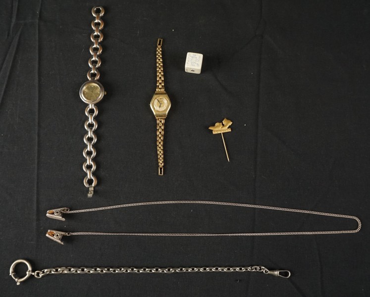 Fickurskedja, armbandsur, Poker tärning mm. A293