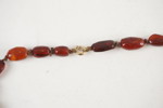 Halsband bärnsten. A309