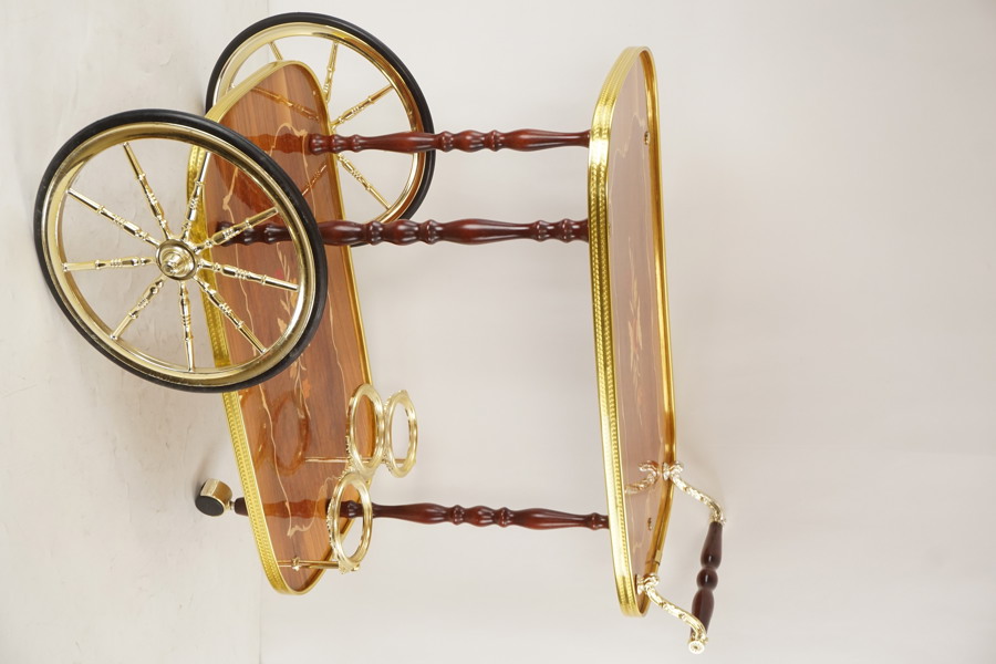 Serveringsvagn / drinkvagn. B436