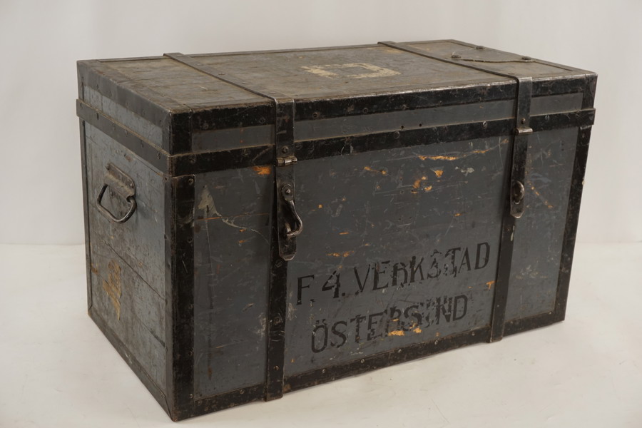 Militärkista F4 Östersund. B450