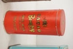 Vintage plåtburkar Pyramiden mm. A360