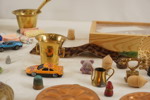 Miniatyr skålar, kannor i mässing mm. A245
