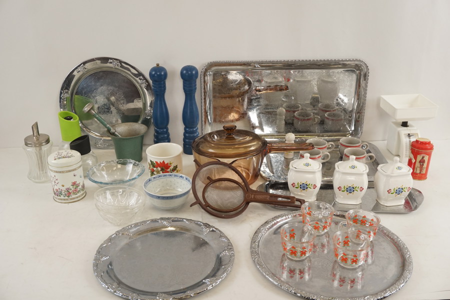 Brickor, kryddburkar mm. BC380