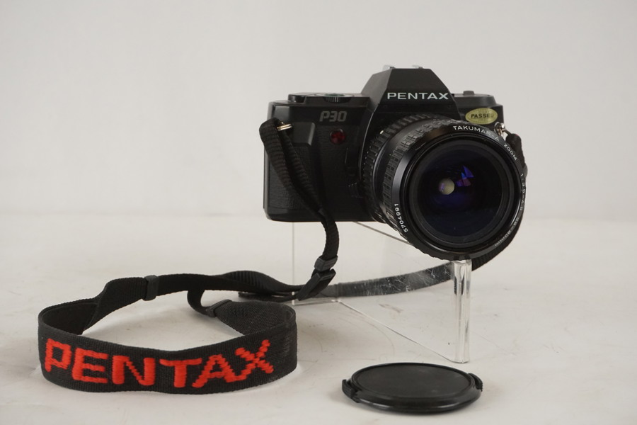 Pentax P30 kamera med objektiv. A60 