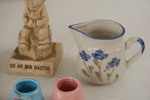 Små figurer, porslin kanna mm. A77