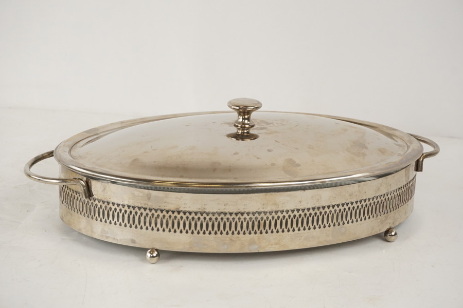 Ugnsform med metallbas. G28