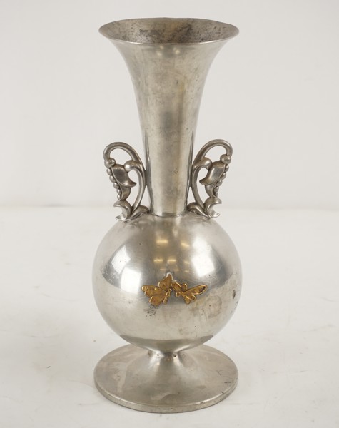 K.E.&C K8 Vas Svenskt tenn. A377