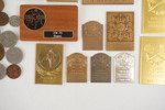 Mynt, medaljer, plakett mm. A369
