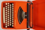 Riviera Remington, skrivmaskin orange. C73