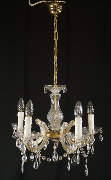 Ljuskrona venetiansk still. M40