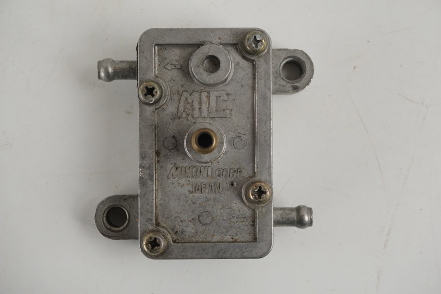 MIC Bensinpump Mikuni. A411
