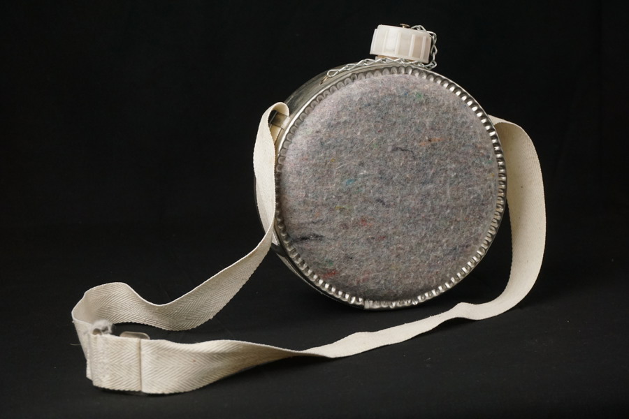 Vattenflaska klädd i ull. A46/