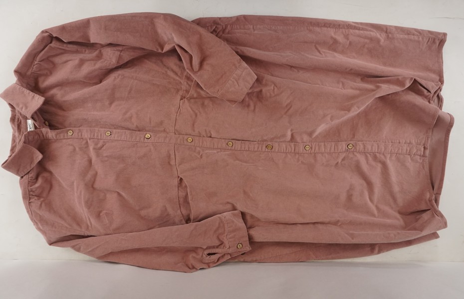 BPC Lång skjorta rosa. A250/