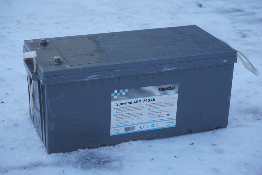 Batteri Sunwind AGM 260Ah 12V. B7