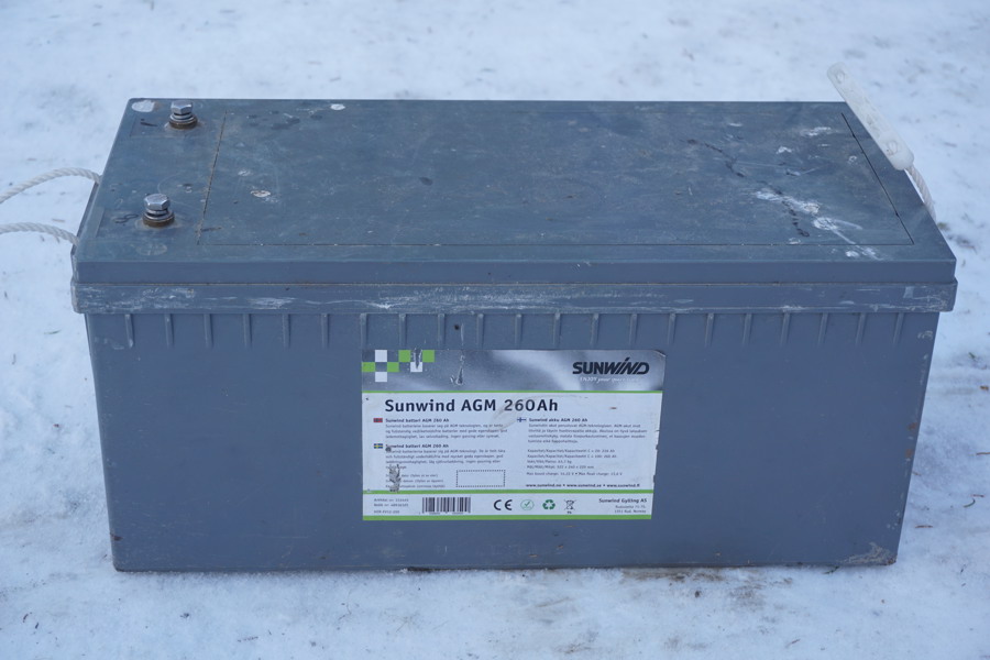 Batteri Sunwind AGM 260Ah 12V. B9