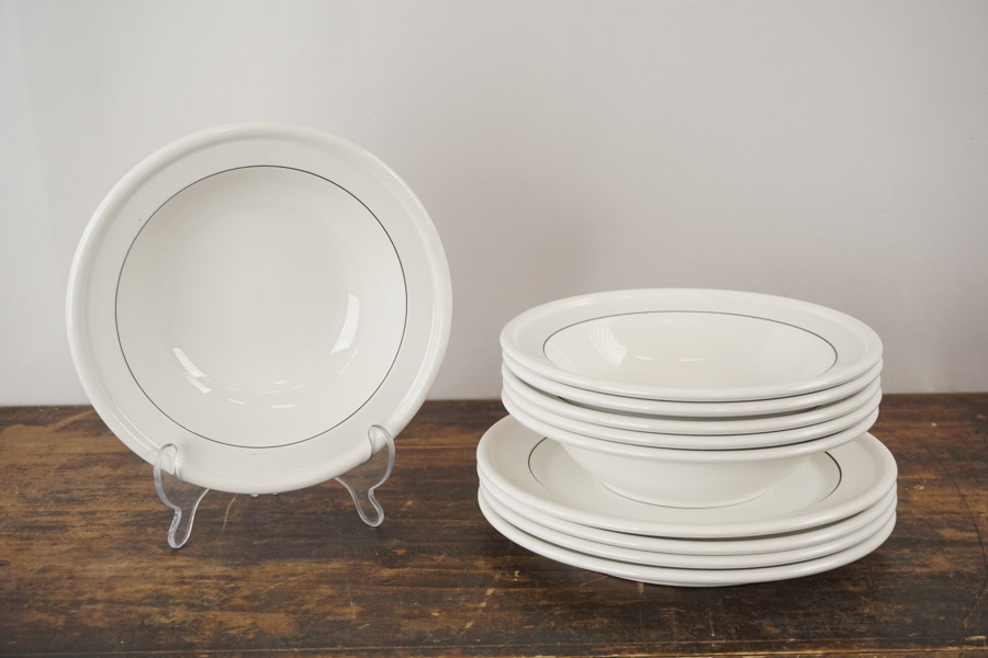 10st Gustavsberg Benporslin, tallrikar, vit. G2