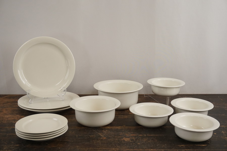 Arabia Arctica Finland Tallrikar, skålar, vit. G5