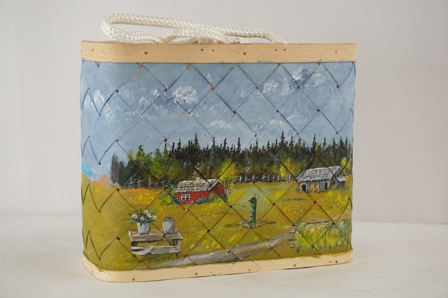 Handmålad spånkorg/väska. A14